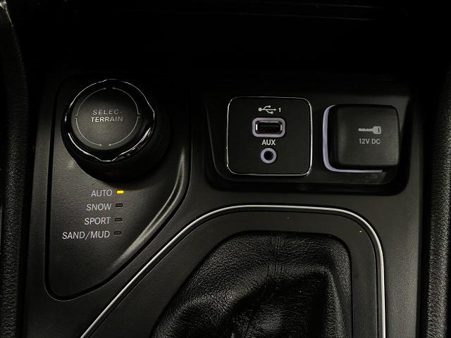 2021 Jeep Cherokee Vehicle Photo in Appleton, WI 54913