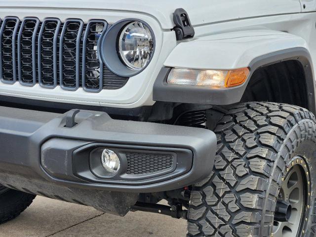 2024 Jeep Gladiator Vehicle Photo in Cleburne, TX 76033