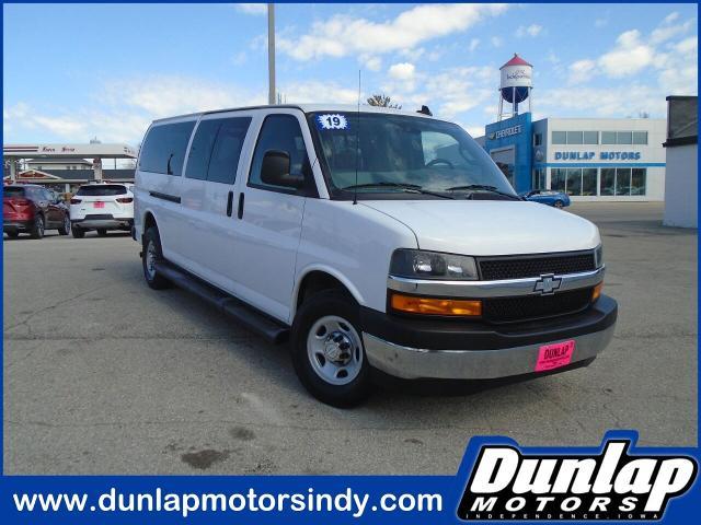 2019 Chevrolet Express Passenger Vehicle Photo in INDEPENDENCE, IA 50644-2904