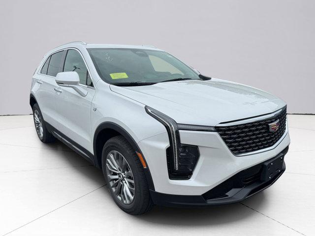 2024 Cadillac XT4 Vehicle Photo in LEOMINSTER, MA 01453-2952