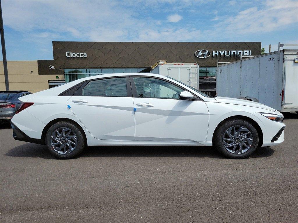 2024 Hyundai ELANTRA Vehicle Photo in Muncy, PA 17756