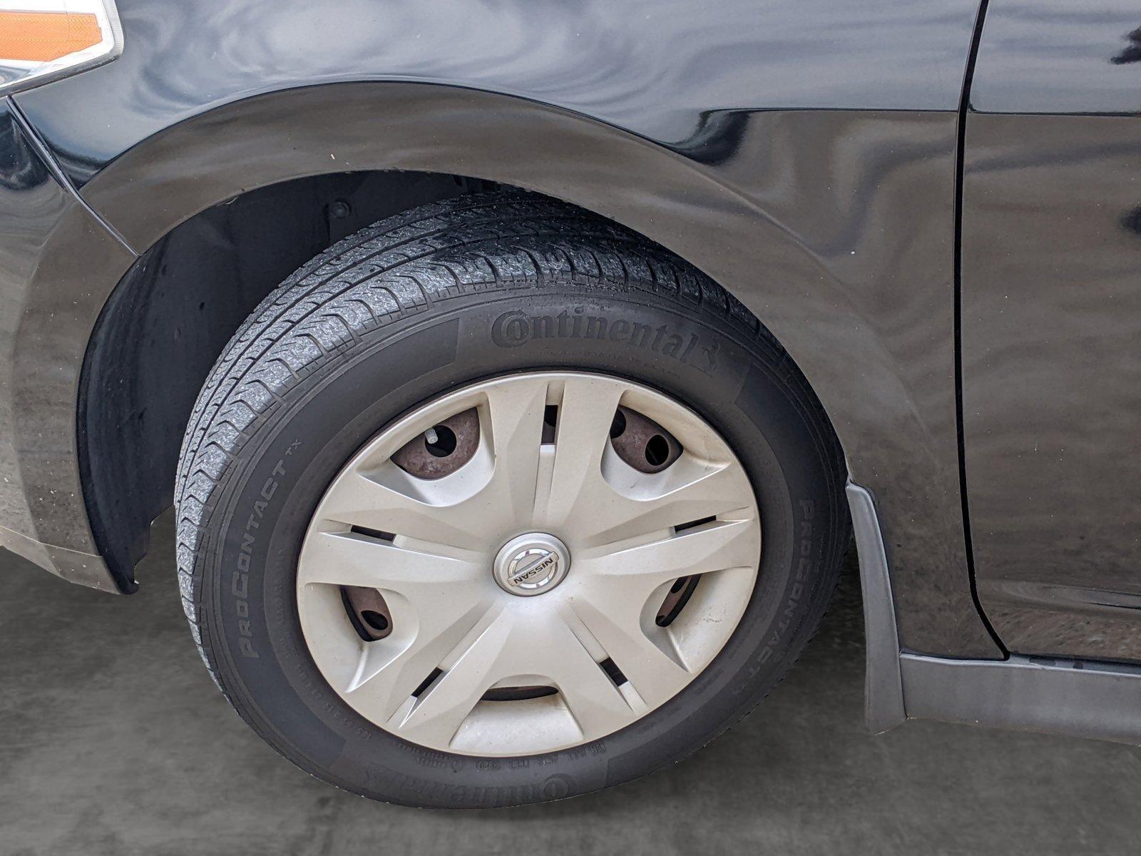 2010 Nissan Versa Vehicle Photo in Pembroke Pines , FL 33084