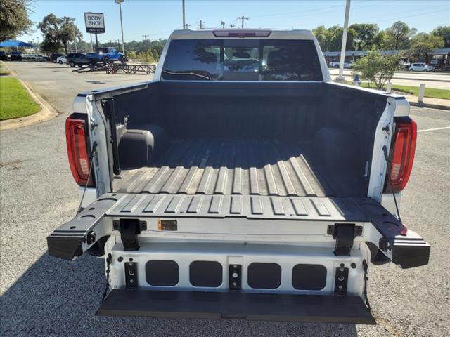 2022 GMC Sierra 1500 Vehicle Photo in Denton, TX 76205