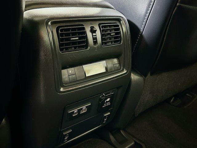 2020 Nissan Pathfinder Vehicle Photo in Doylestown, PA 18901