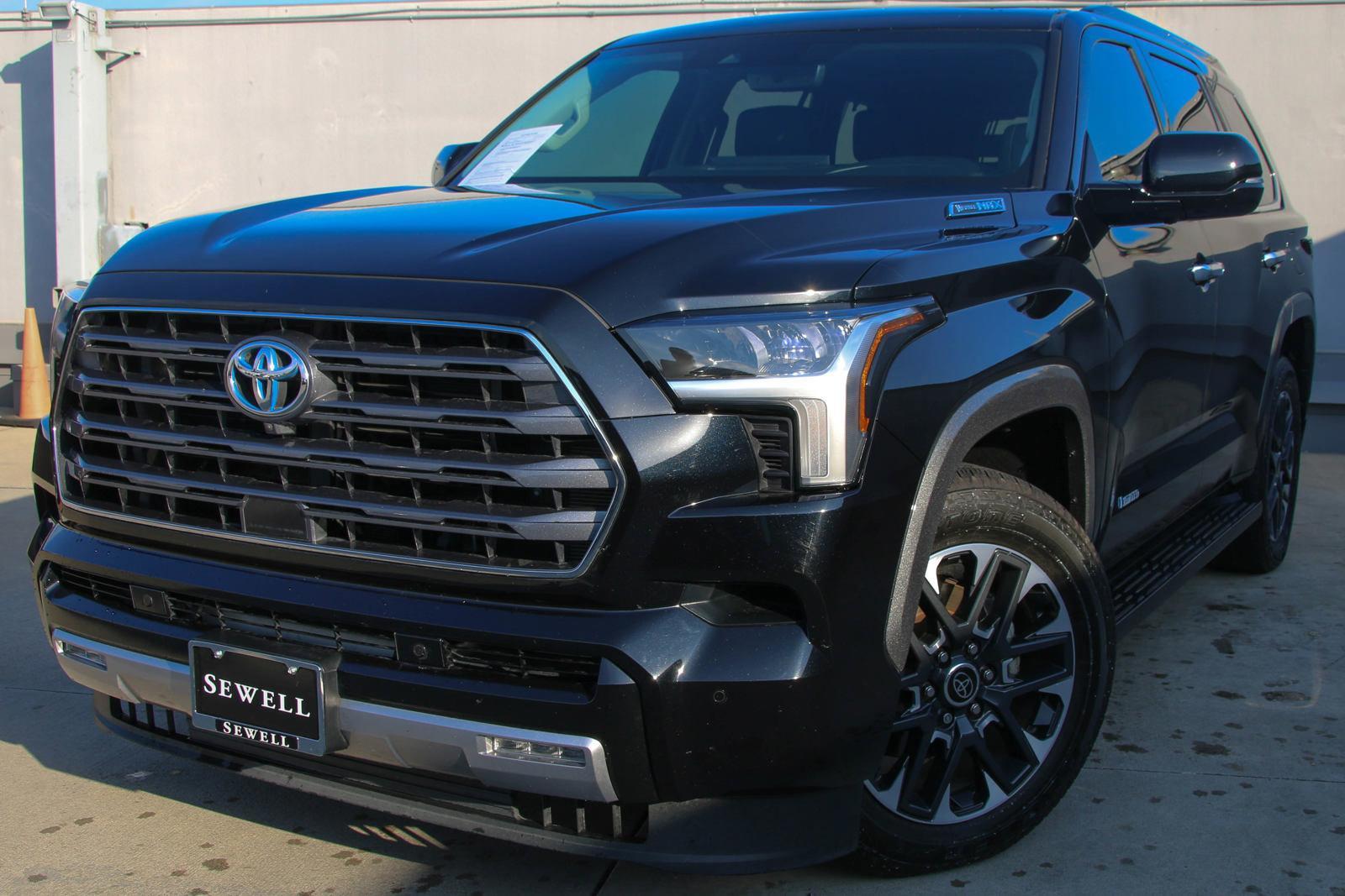 2023 Toyota Sequoia Vehicle Photo in SUGAR LAND, TX 77478