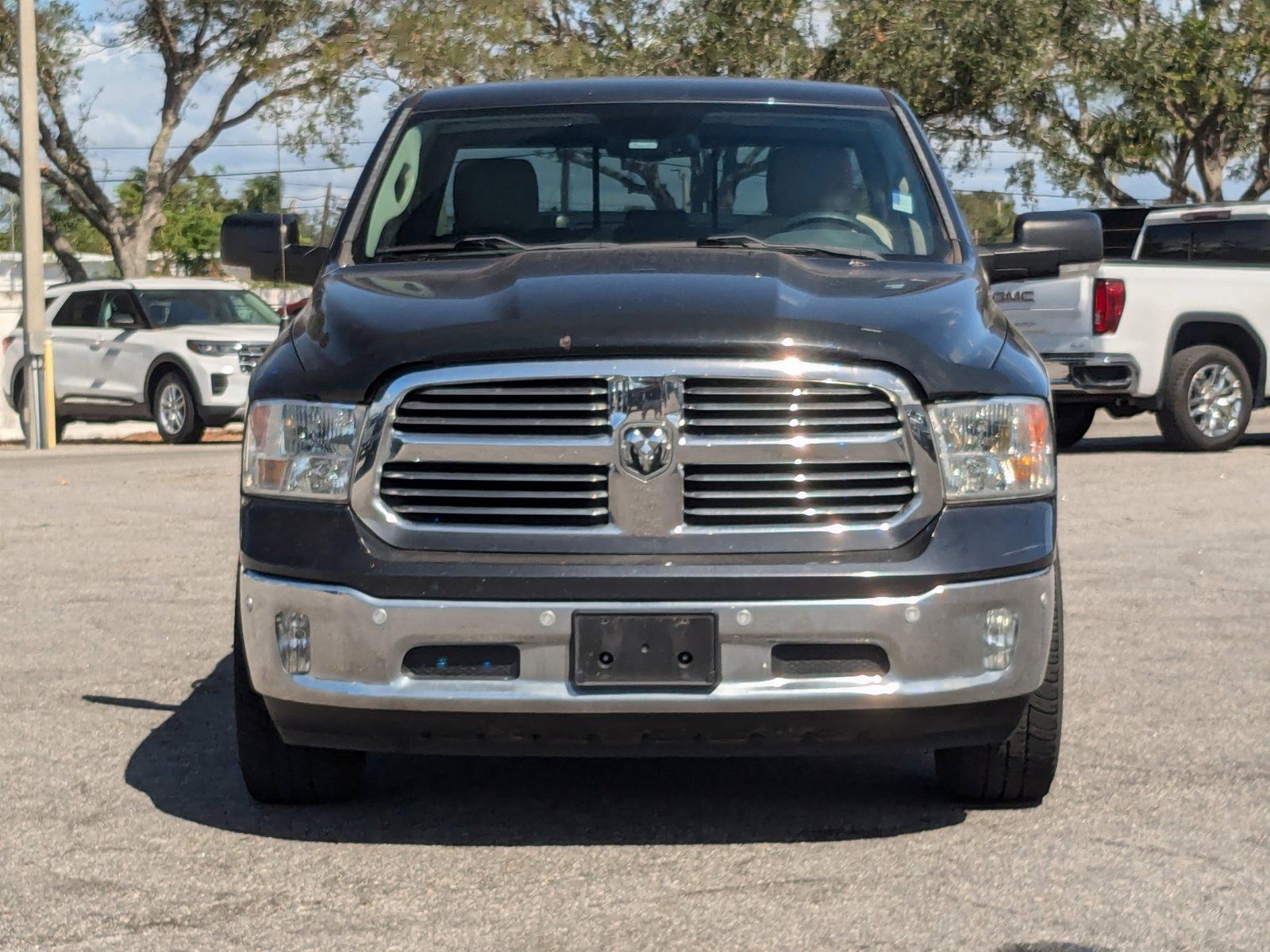 2017 Ram 1500 Vehicle Photo in St. Petersburg, FL 33713