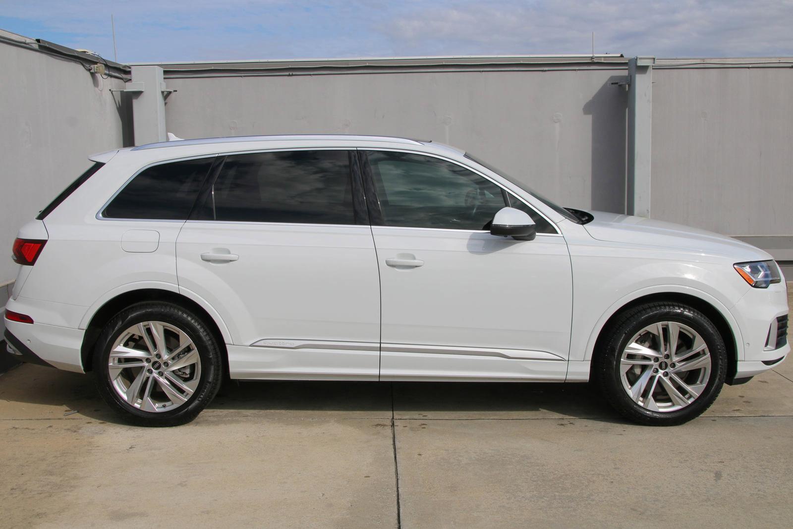 2021 Audi Q7 Vehicle Photo in SUGAR LAND, TX 77478