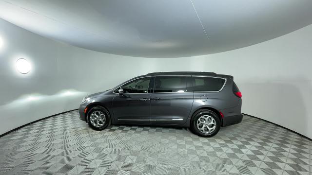 2022 Chrysler Pacifica Vehicle Photo in GILBERT, AZ 85297-0402