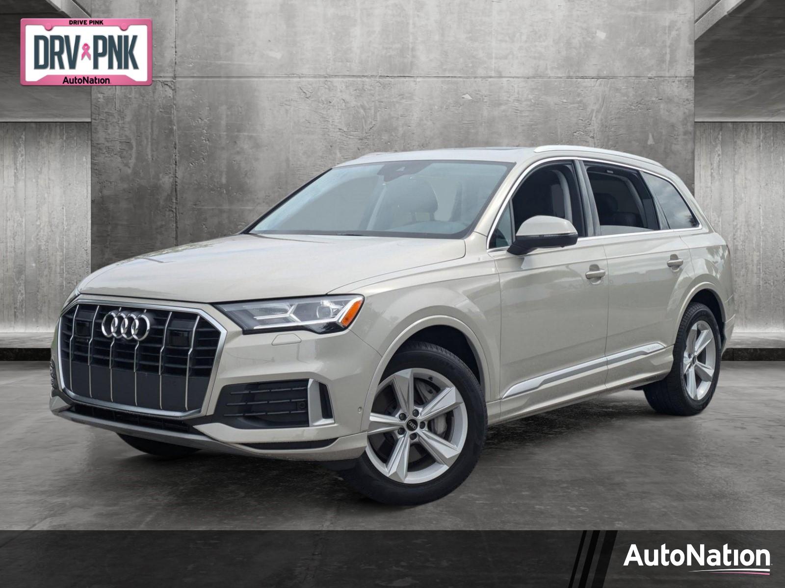 2021 Audi Q7 Vehicle Photo in Sarasota, FL 34231