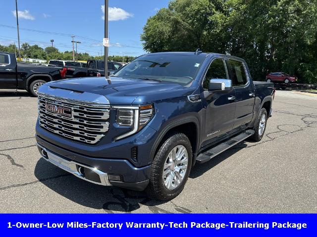 2023 GMC Sierra 1500 Vehicle Photo in CHICOPEE, MA 01020-5001