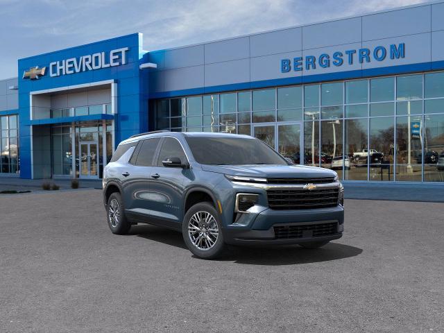 2024 Chevrolet Traverse Vehicle Photo in NEENAH, WI 54956-2243