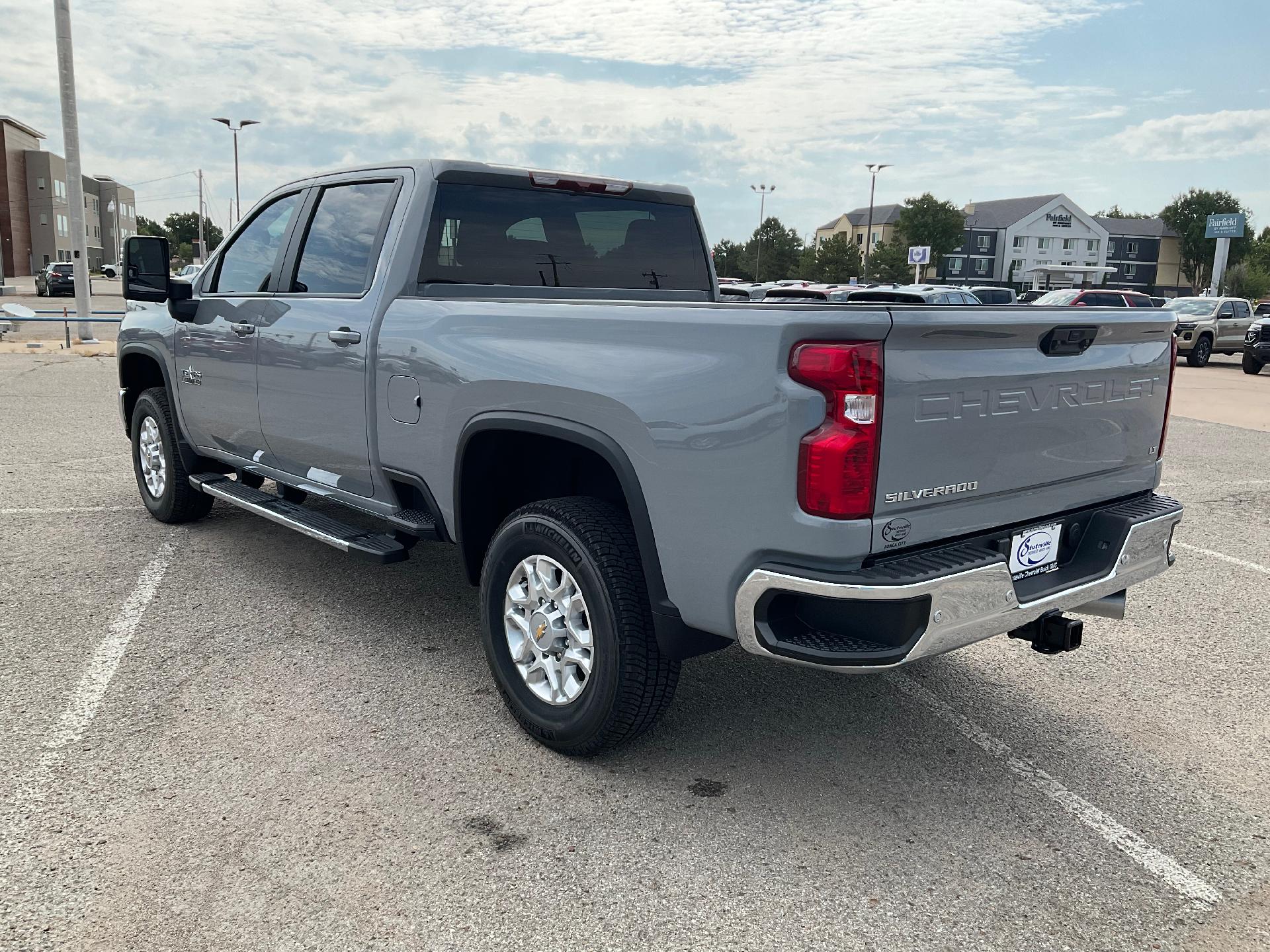 2024 Chevrolet Silverado 2500 HD Vehicle Photo in PONCA CITY, OK 74601-1036