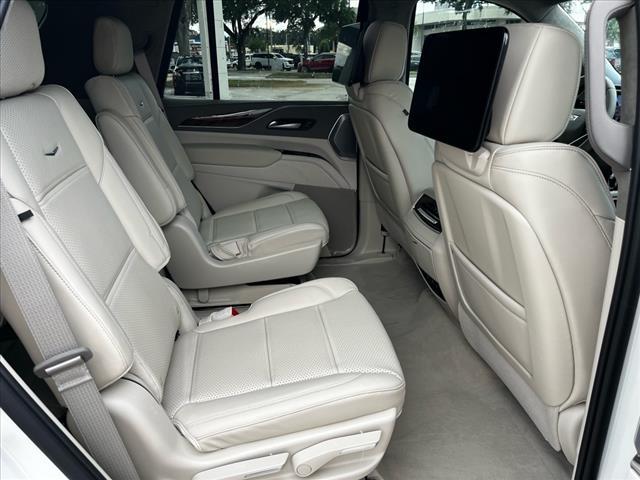 2024 Cadillac Escalade Vehicle Photo in TAMPA, FL 33612-3404