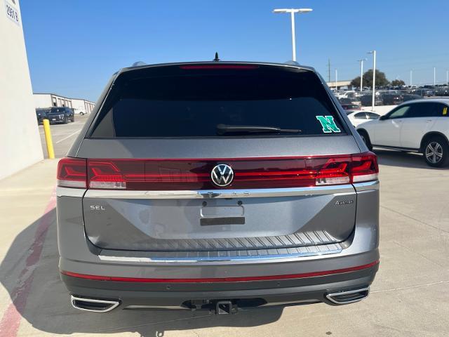 2024 Volkswagen Atlas Vehicle Photo in WEATHERFORD, TX 76087