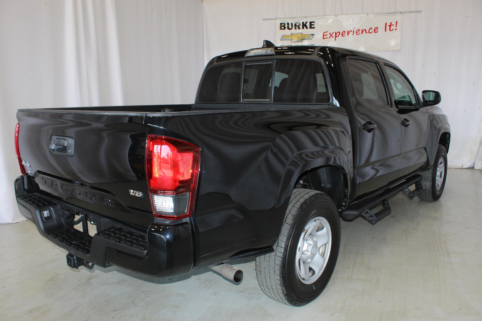 2021 Toyota Tacoma 4WD Vehicle Photo in NORTHAMPTON, MA 01060-1120