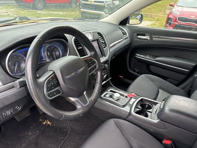 2020 Chrysler 300 Vehicle Photo in MEDINA, OH 44256-9631