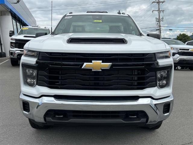 2024 Chevrolet Silverado 3500 HD Vehicle Photo in ALCOA, TN 37701-3235