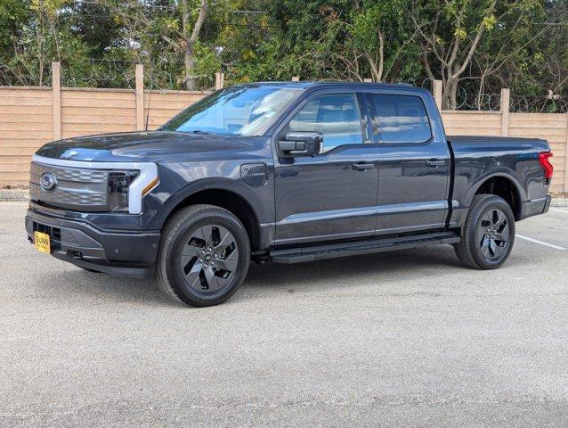 2022 Ford F-150 Lightning Vehicle Photo in San Antonio, TX 78230