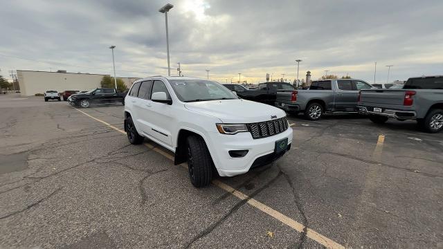 Used 2022 Jeep Grand Cherokee WK Laredo X with VIN 1C4RJFAG8NC117320 for sale in Saint Cloud, Minnesota