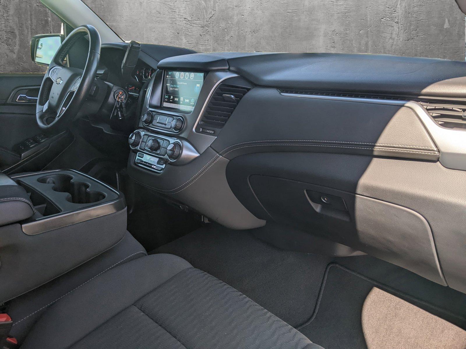 2019 Chevrolet Suburban Vehicle Photo in AUSTIN, TX 78759-4154