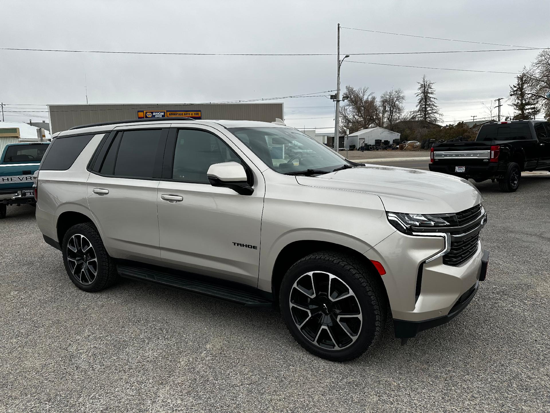 Used 2022 Chevrolet Tahoe RST with VIN 1GNSKRKL1NR313082 for sale in Conrad, MT