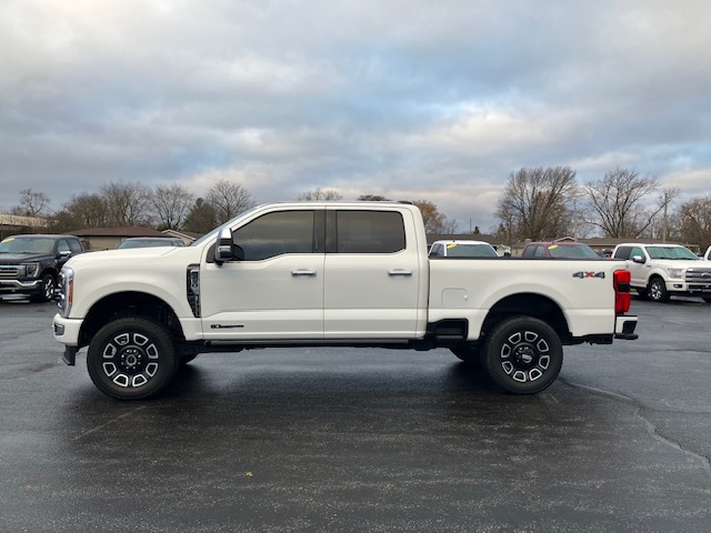 Used 2023 Ford F-250 Super Duty Platinum with VIN 1FT7W2BT3PED68864 for sale in Pontiac, IL