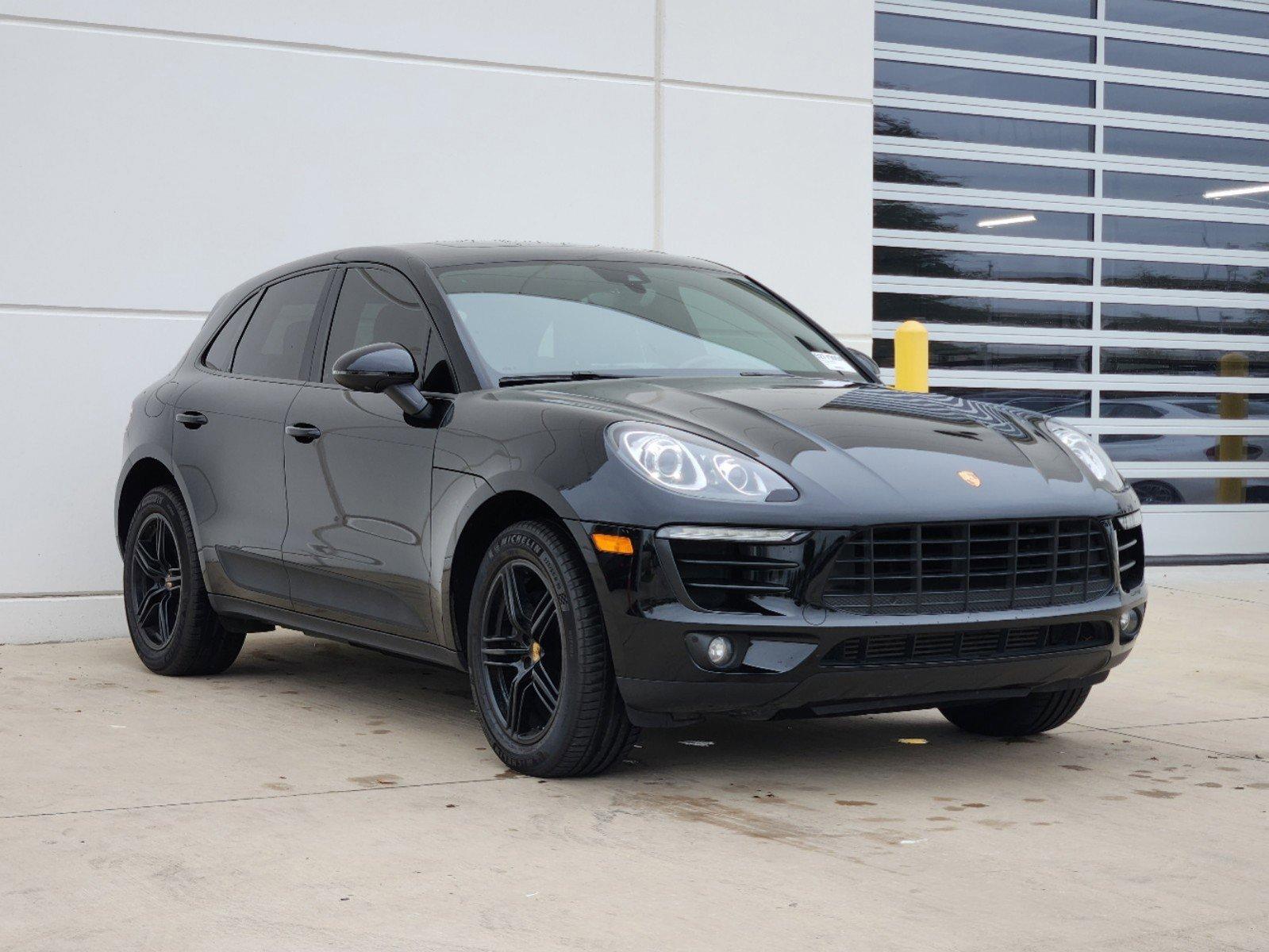 2018 Porsche Macan Vehicle Photo in PLANO, TX 75024