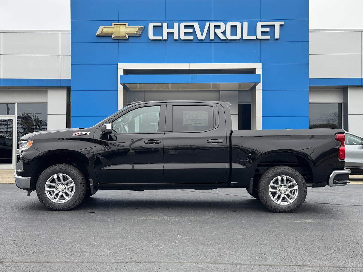 2025 Chevrolet Silverado 1500 Vehicle Photo in BOONVILLE, IN 47601-9633