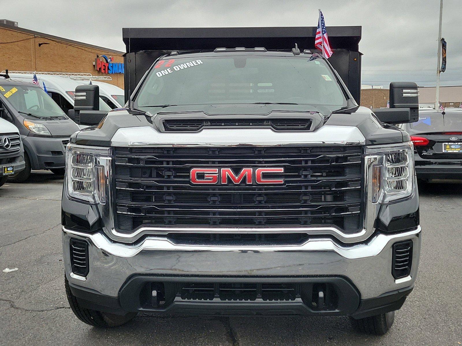 2022 GMC Sierra 3500 HD CC Vehicle Photo in Saint Charles, IL 60174