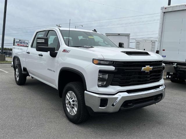 2024 Chevrolet Silverado 2500 HD Vehicle Photo in ALCOA, TN 37701-3235