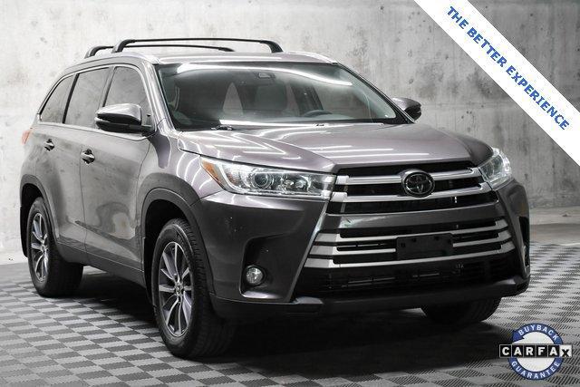 2019 Toyota Highlander Vehicle Photo in EVERETT, WA 98203-5662