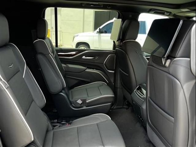 2024 Cadillac Escalade ESV Vehicle Photo in TAMPA, FL 33612-3404