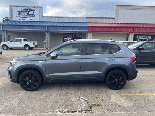 Used 2022 Volkswagen Taos SE with VIN 3VVLX7B24NM080179 for sale in Malvern, AR