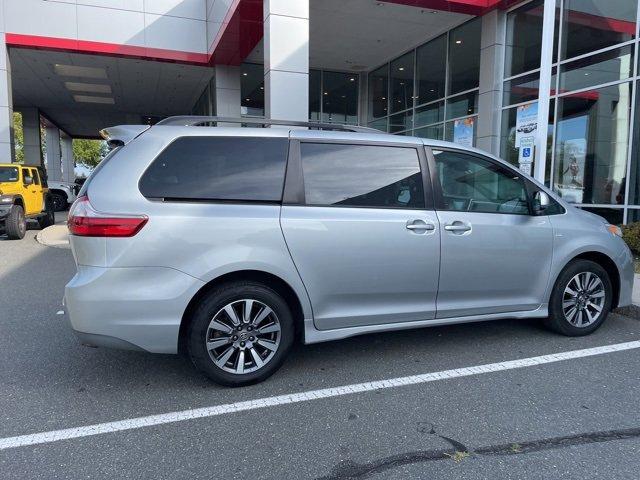 2020 Toyota Sienna Vehicle Photo in Flemington, NJ 08822