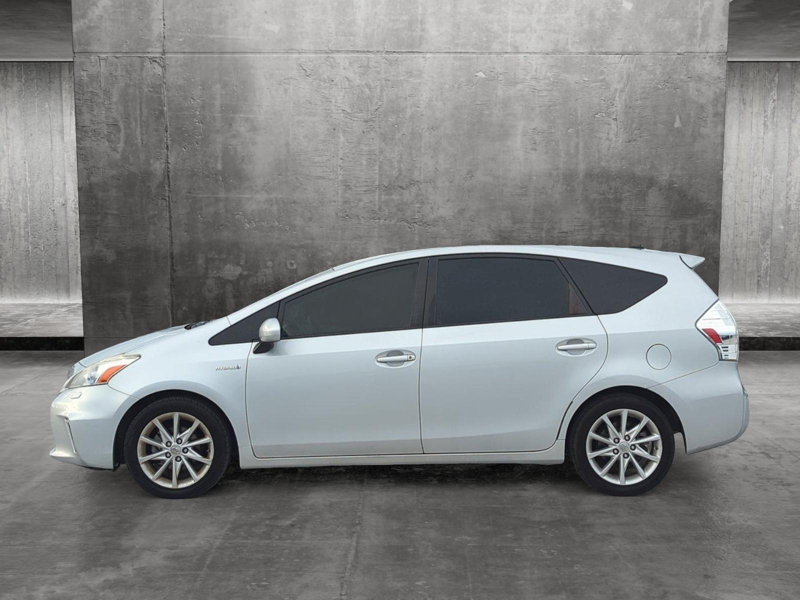 2013 Toyota Prius v Vehicle Photo in Ft. Myers, FL 33907