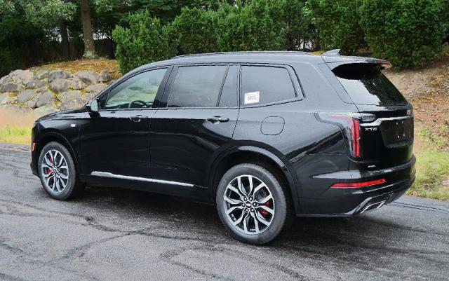 2024 Cadillac XT6 Vehicle Photo in NORWOOD, MA 02062-5222