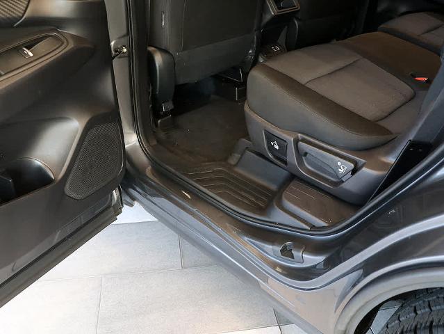 2023 Subaru Ascent Vehicle Photo in LIBERTYVILLE, IL 60048-3287