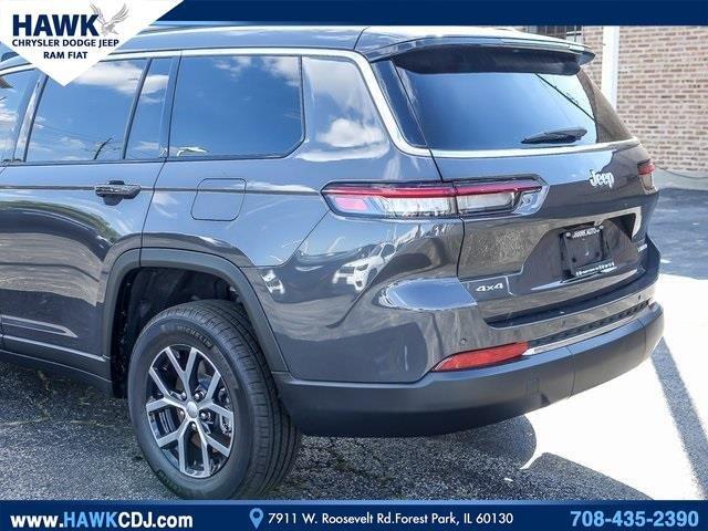 2024 Jeep Grand Cherokee L Vehicle Photo in Saint Charles, IL 60174