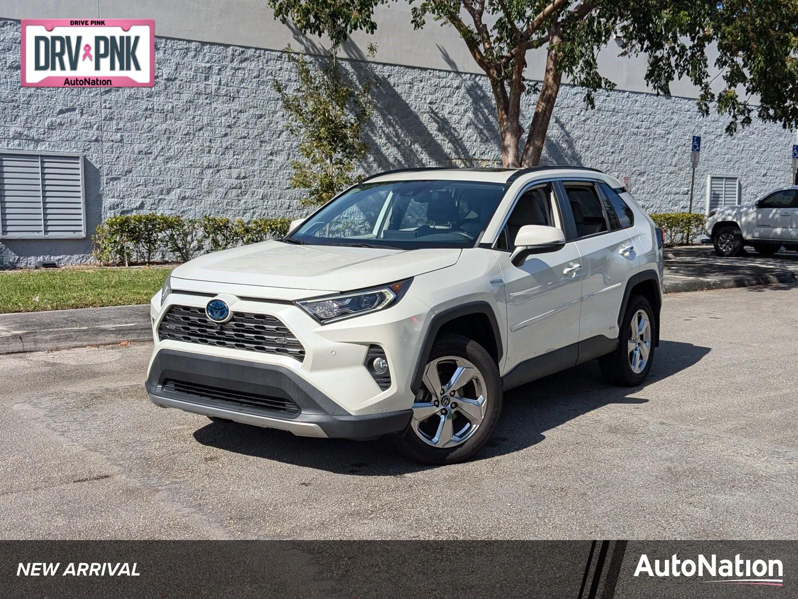 2020 Toyota RAV4 Vehicle Photo in West Palm Beach, FL 33417