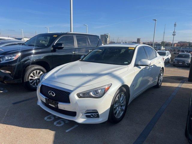 Used 2017 INFINITI Q50 Premium with VIN JN1EV7AR7HM836733 for sale in Creve Coeur, MO