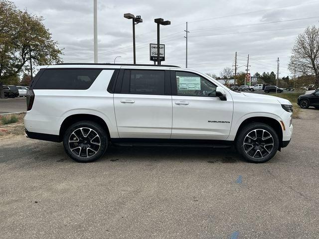 2025 Chevrolet Suburban Vehicle Photo in GREELEY, CO 80634-4125