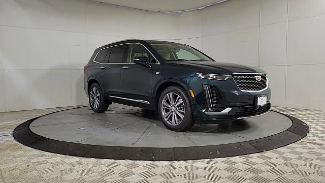 2024 Cadillac XT6 Vehicle Photo in JOLIET, IL 60435-8135