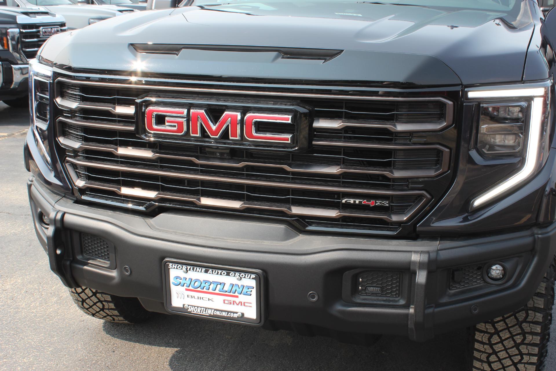 2024 GMC Sierra 1500 Vehicle Photo in AURORA, CO 80012-4011