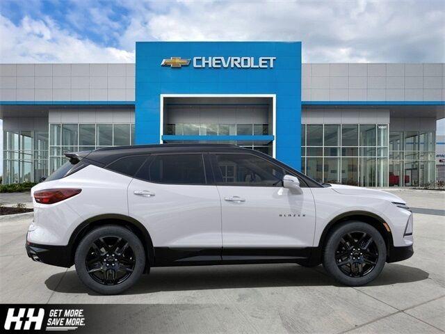 2025 Chevrolet Blazer Vehicle Photo in PAPILLION, NE 68138-0000