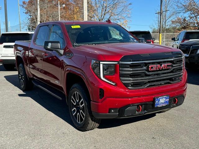 2025 GMC Sierra 1500 Vehicle Photo in LOWELL, MA 01852-4336