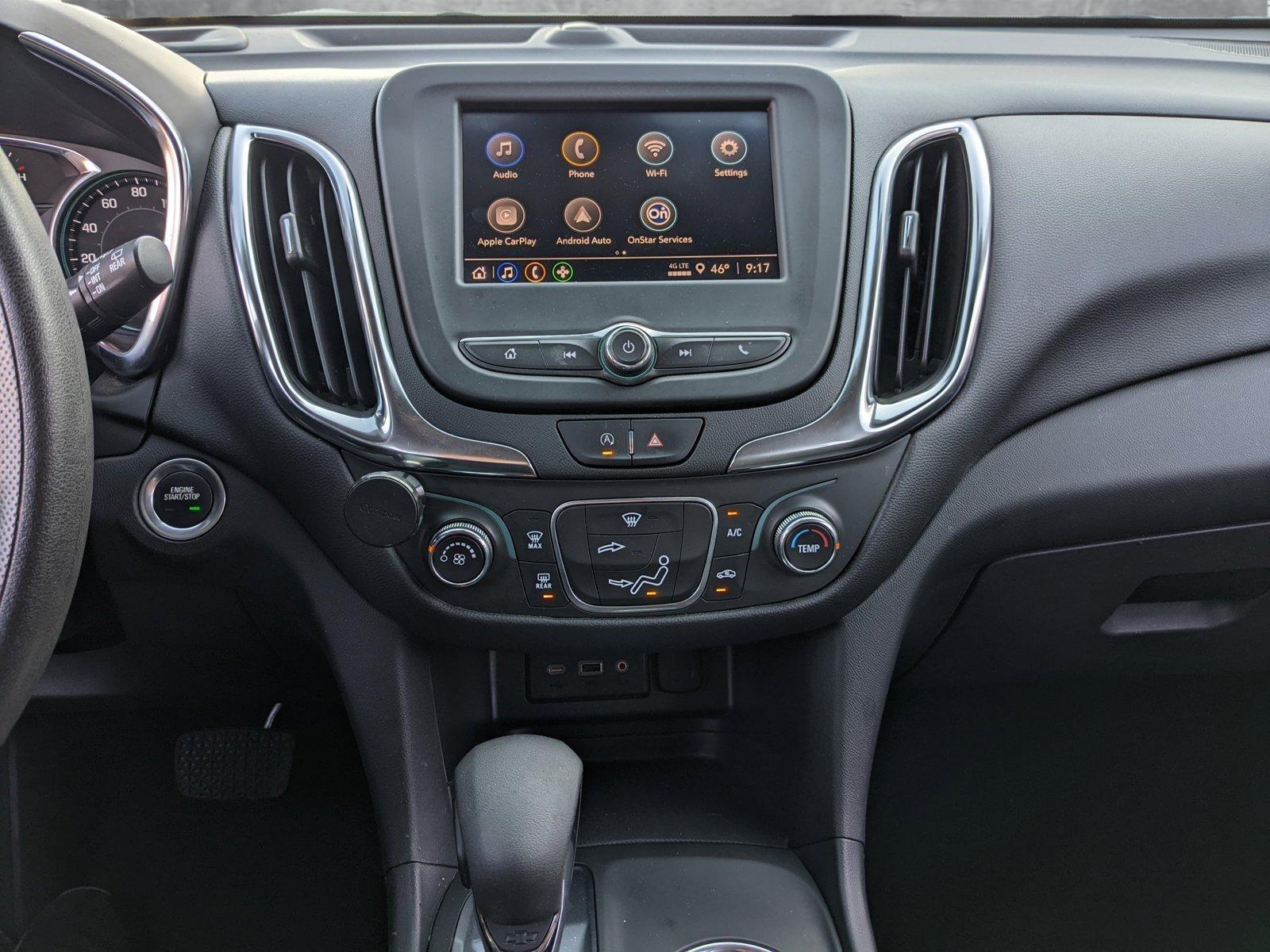 2022 Chevrolet Equinox Vehicle Photo in VALENCIA, CA 91355-1705