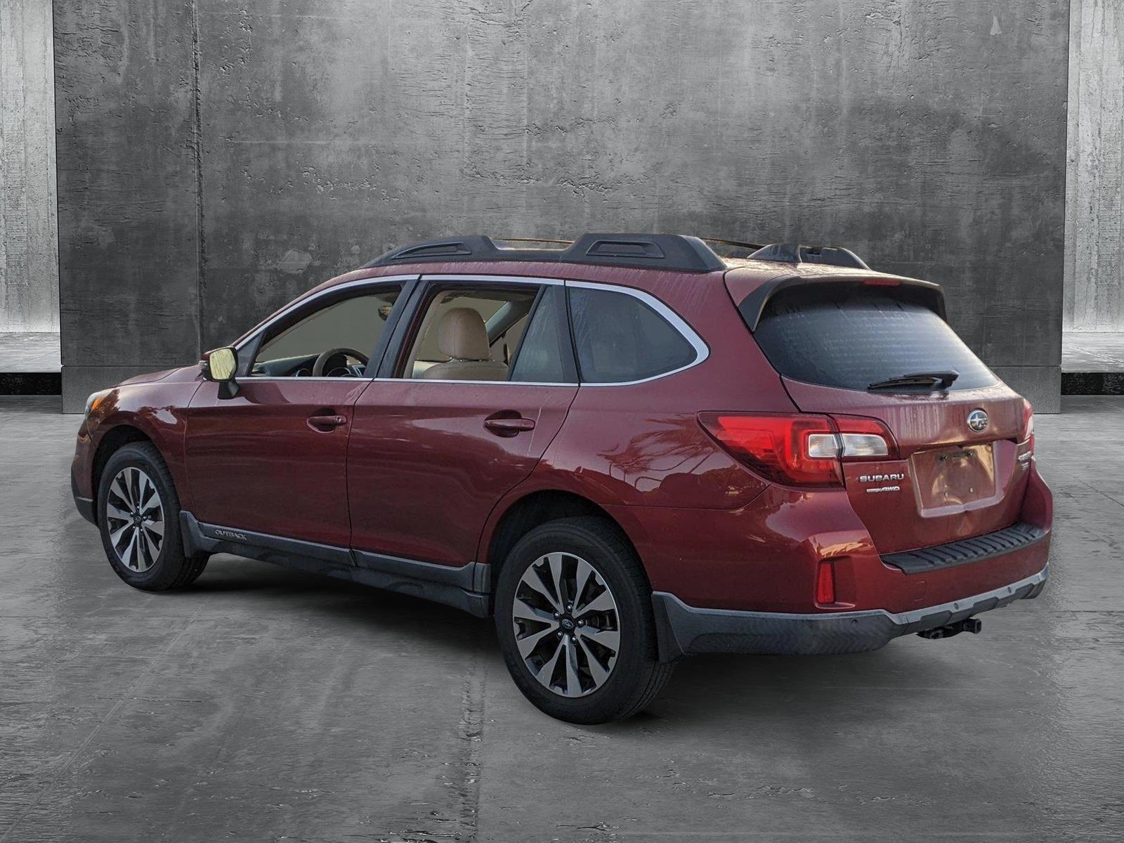 2017 Subaru Outback Vehicle Photo in PEMBROKE PINES, FL 33024-6534