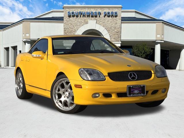 2002 Mercedes-Benz SLK-Class Vehicle Photo in Weatherford, TX 76087-8771