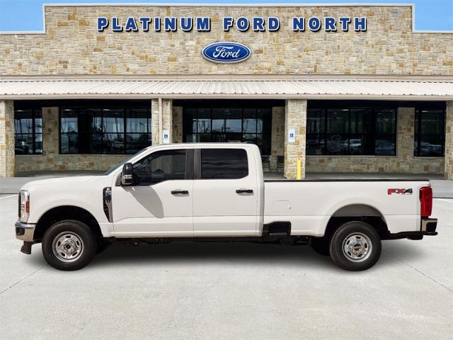 2024 Ford Super Duty F-250 SRW Vehicle Photo in Pilot Point, TX 76258-6053