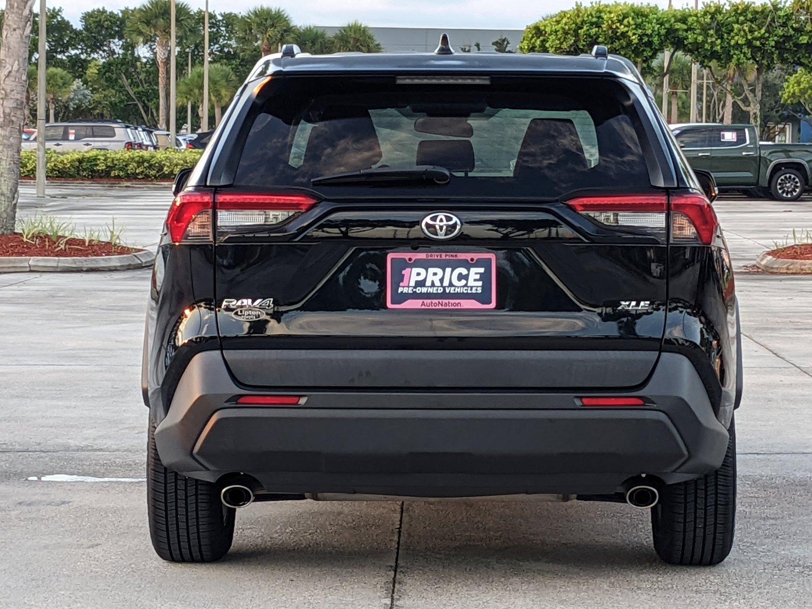 2021 Toyota RAV4 Vehicle Photo in Davie, FL 33331